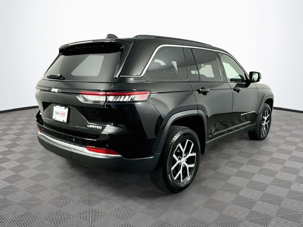 Certified 2024 Jeep Grand Cherokee Limited AWD/4WD image 11