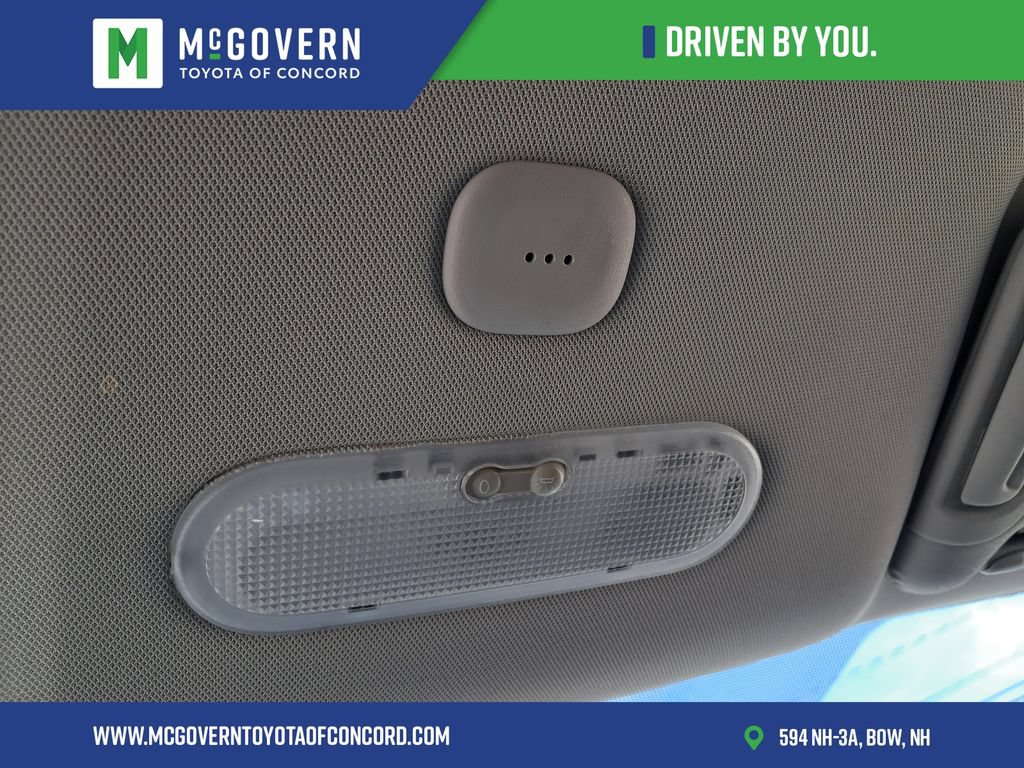 Used 2016 Nissan Versa Note SV FWD image 8