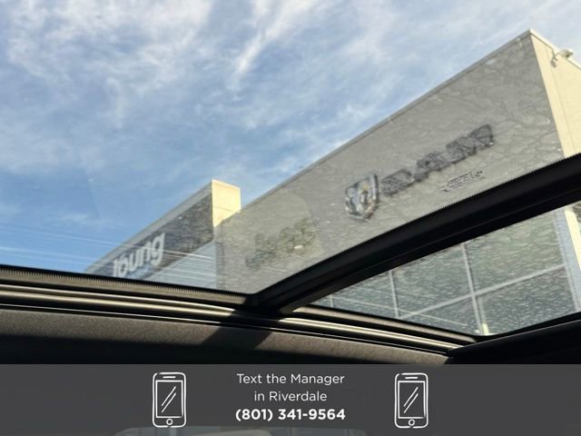 New 2025 Jeep Compass Latitude w/ Sun & Sound Group image 23