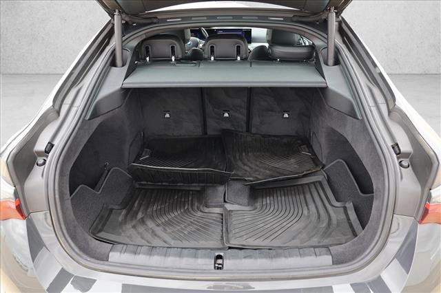 Used 2023 BMW i4 eDrive35 RWD image 24