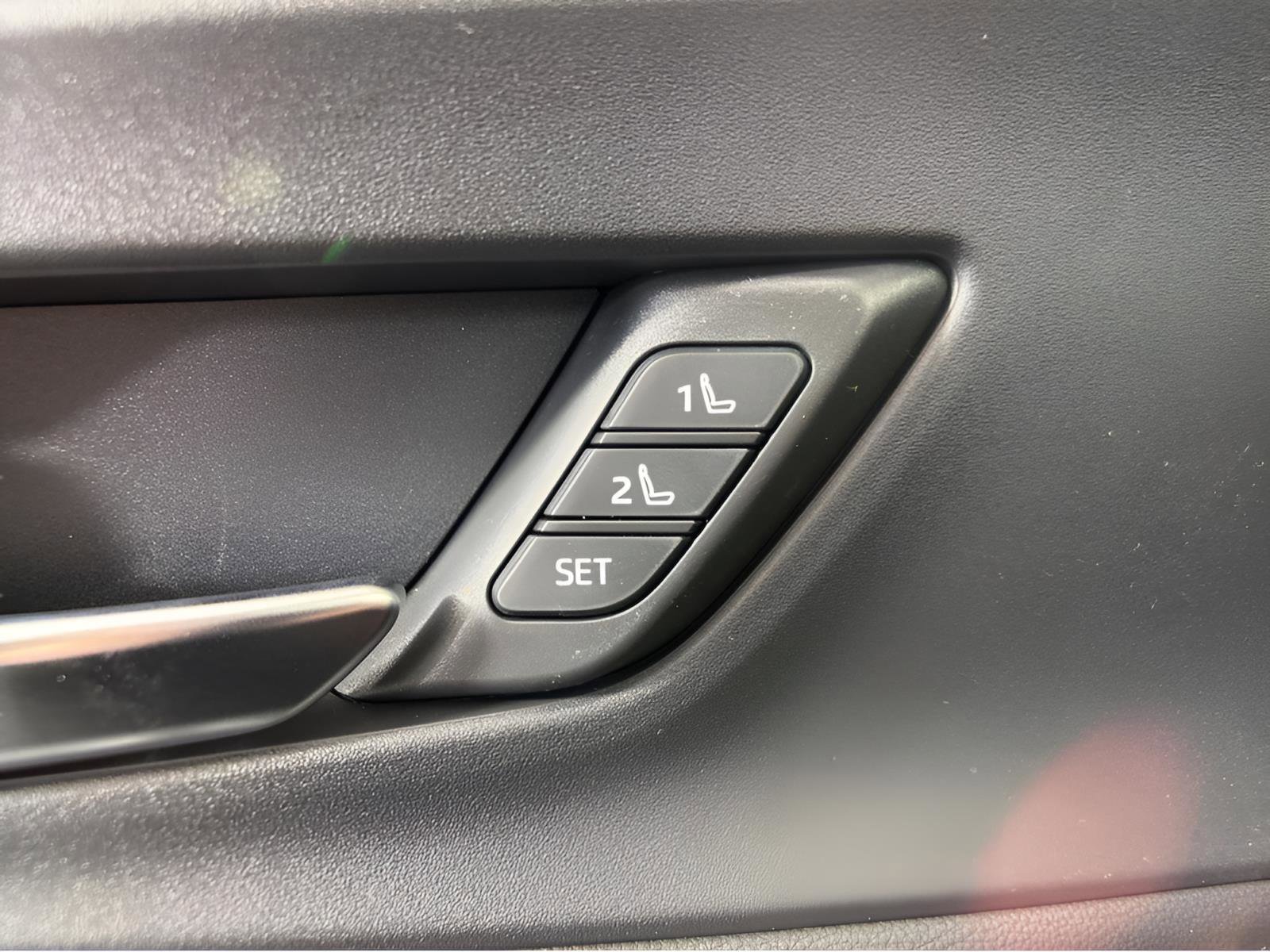 New 2026 Toyota Prius Plug-In Hybrid image 30