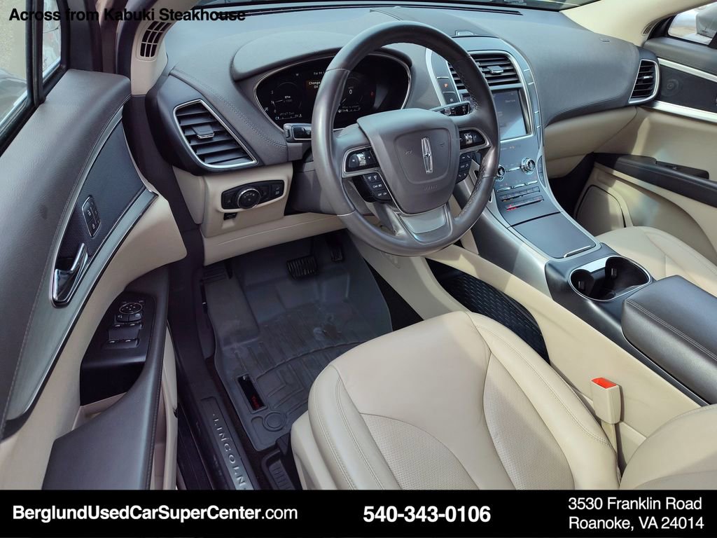 Used 2020 Lincoln Nautilus Premier w/ Equipment Group 101A image 14