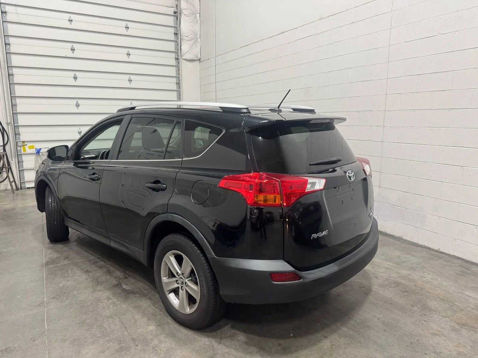 Used 2015 Toyota RAV4 XLE image 6
