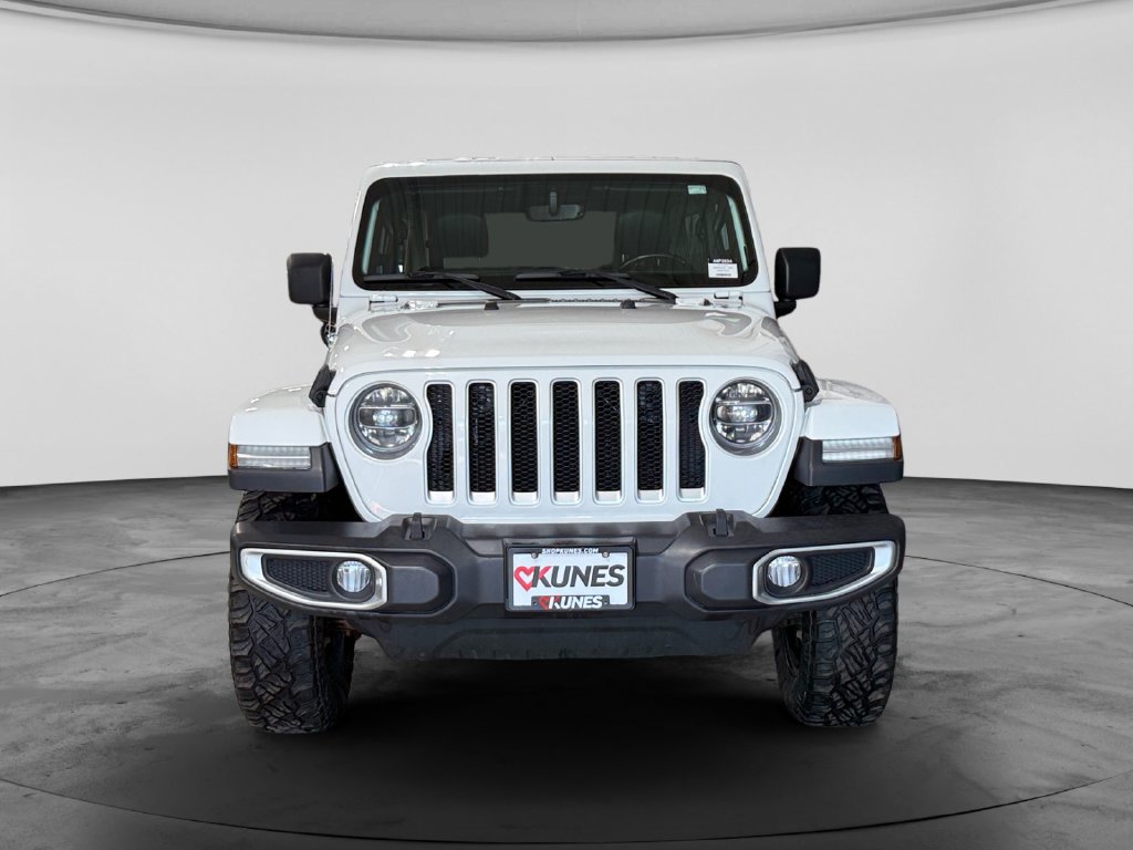 Used 2019 Jeep Wrangler Unlimited Sahara w/ Dual Top Group AWD/4WD image 3