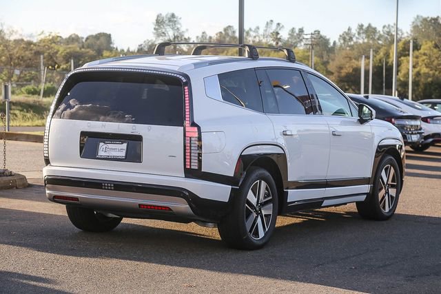 New 2026 Hyundai Ioniq 9 SEL image 5