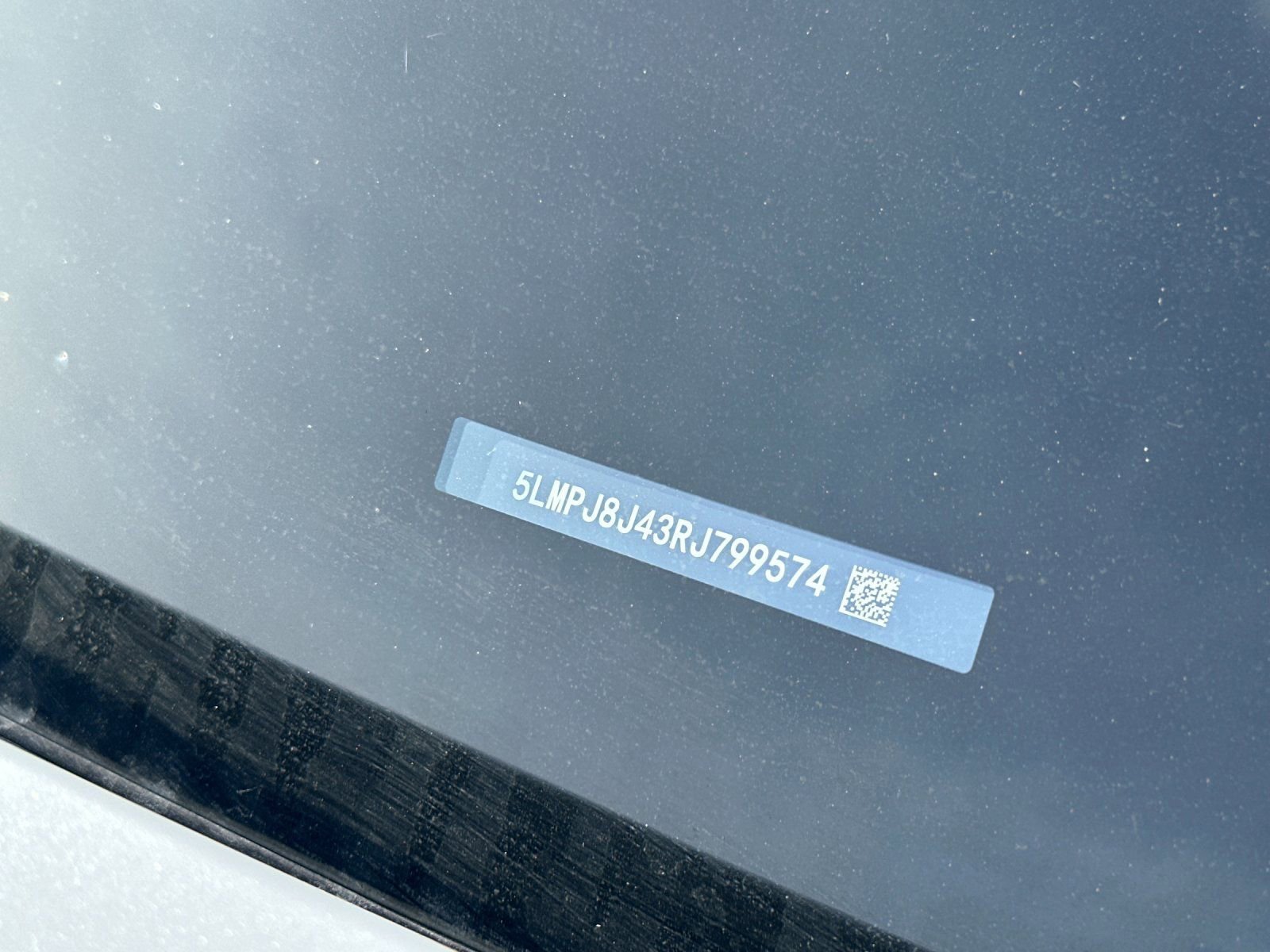 Used 2024 Lincoln Nautilus Premier w/ Jet Appearance Package image 3