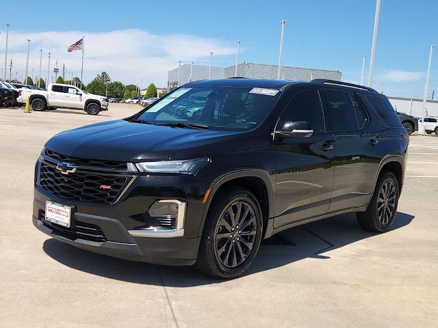 Used 2023 Chevrolet Traverse RS w/ LPO, Floor Liner Package image 3