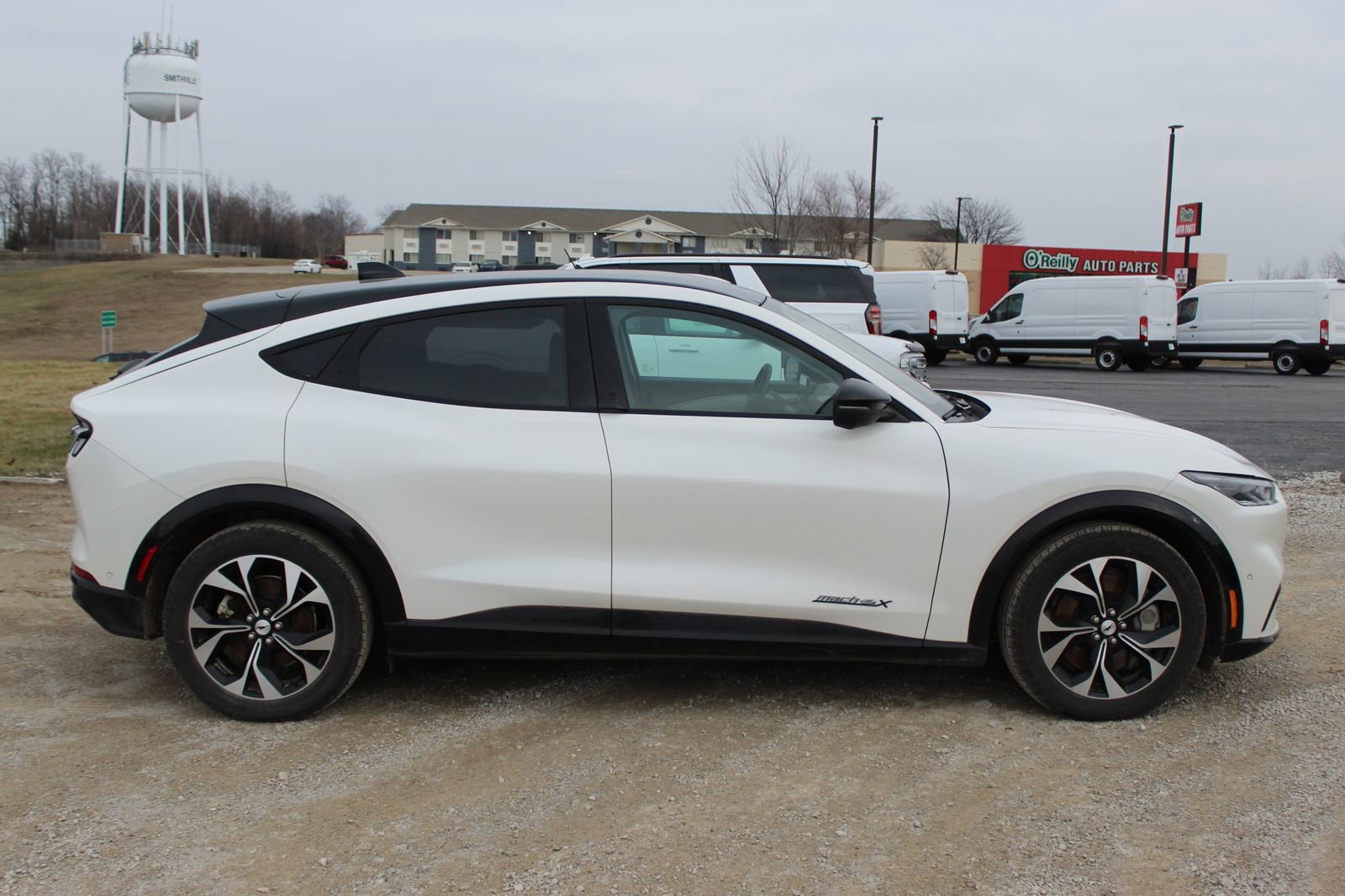 Used 2023 Ford Mustang Mach-E Premium image 7