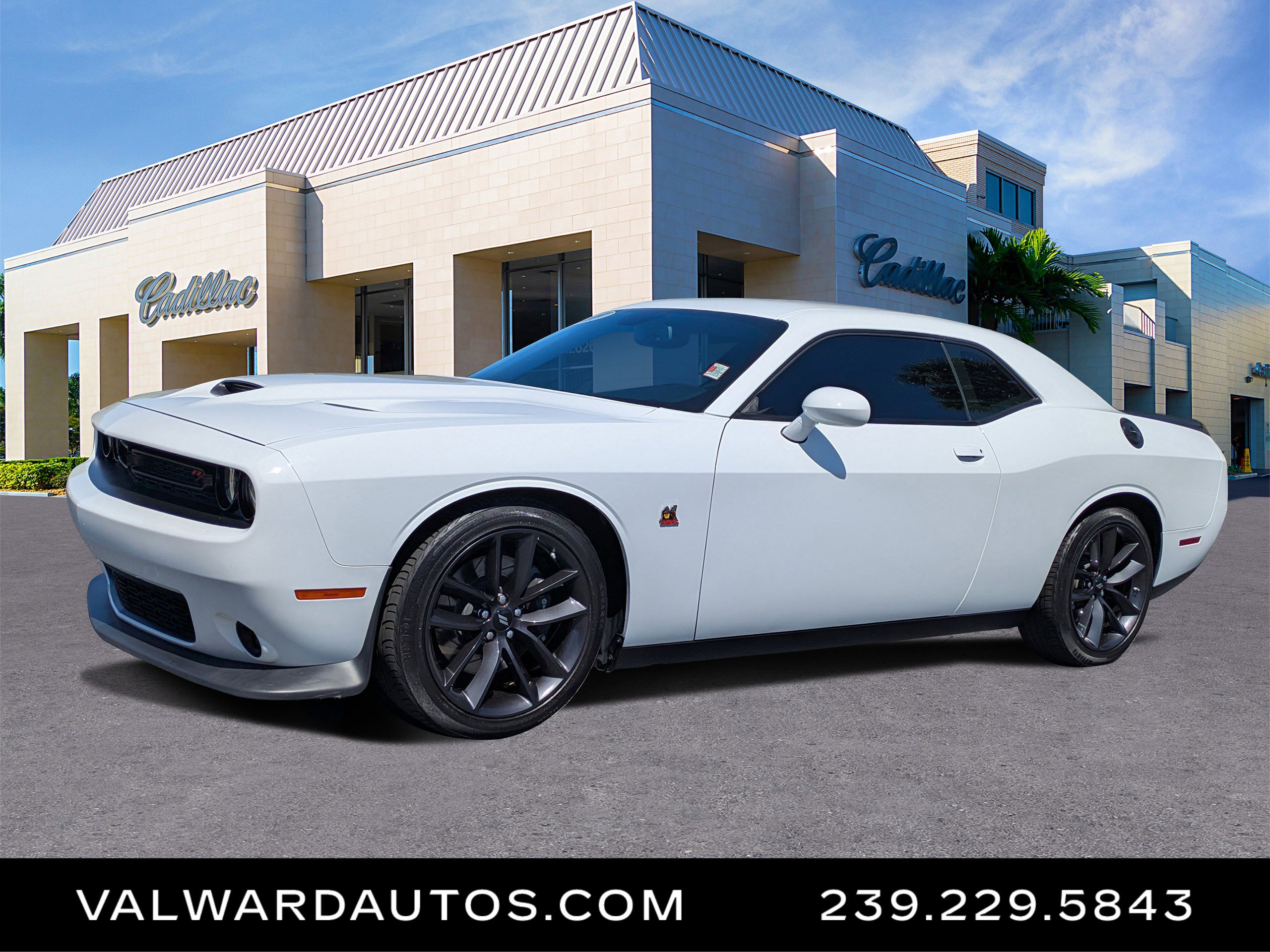 Used 2019 Dodge Challenger R/T Scat Pack RWD image 1