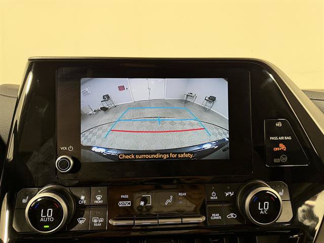 Certified 2026 Toyota Highlander XLE AWD/4WD image 18