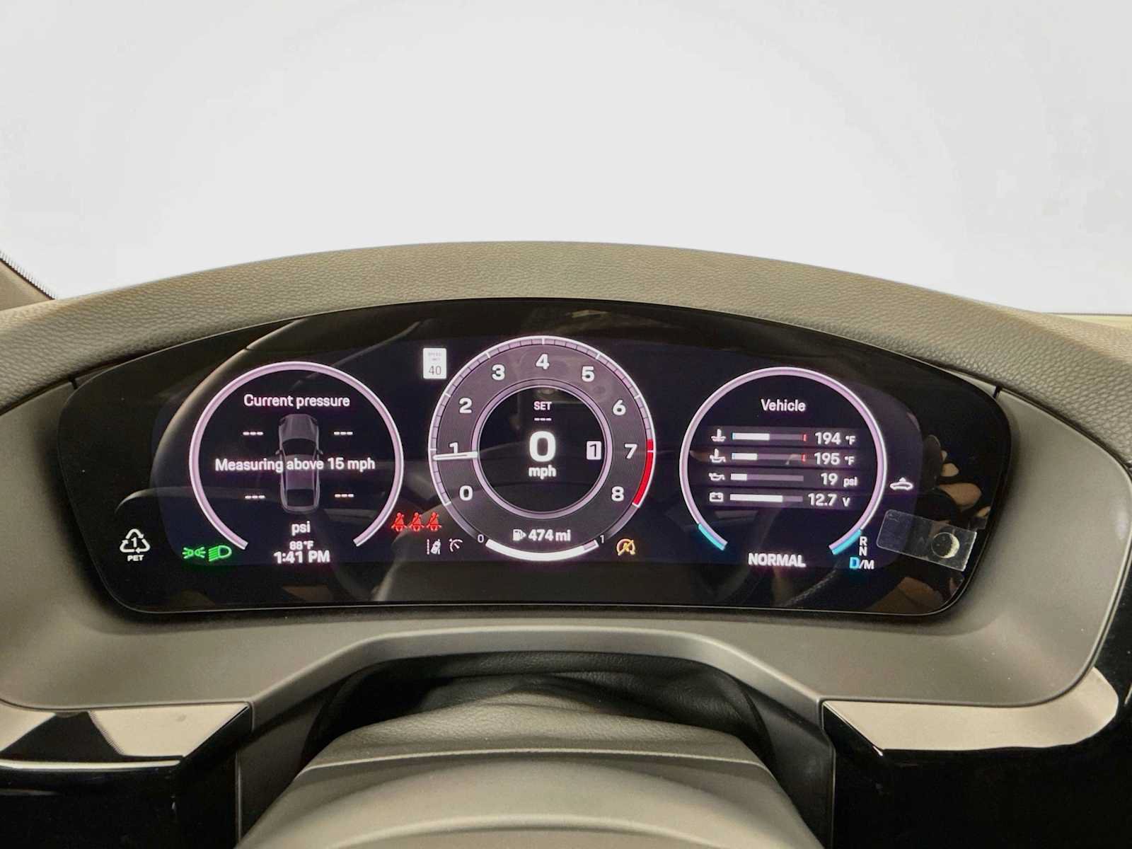 Used 2026 Porsche Panamera RWD image 16