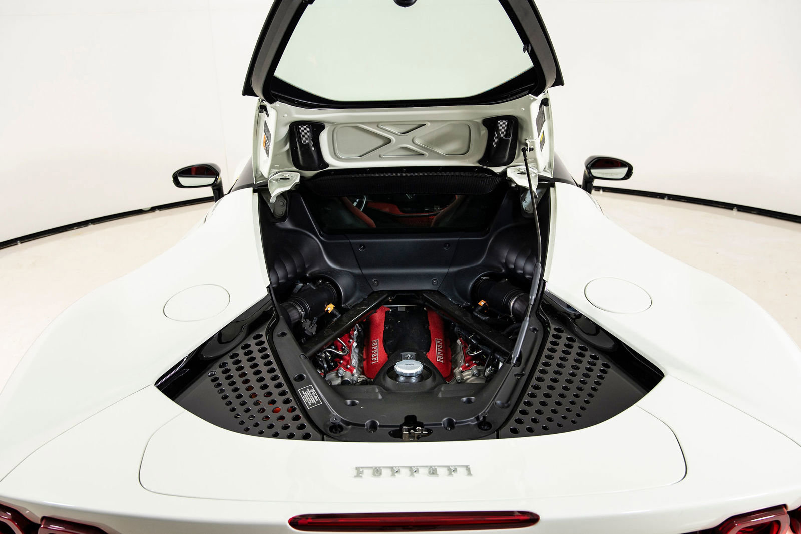 Certified 2022 Ferrari SF90 Stradale AWD/4WD image 27