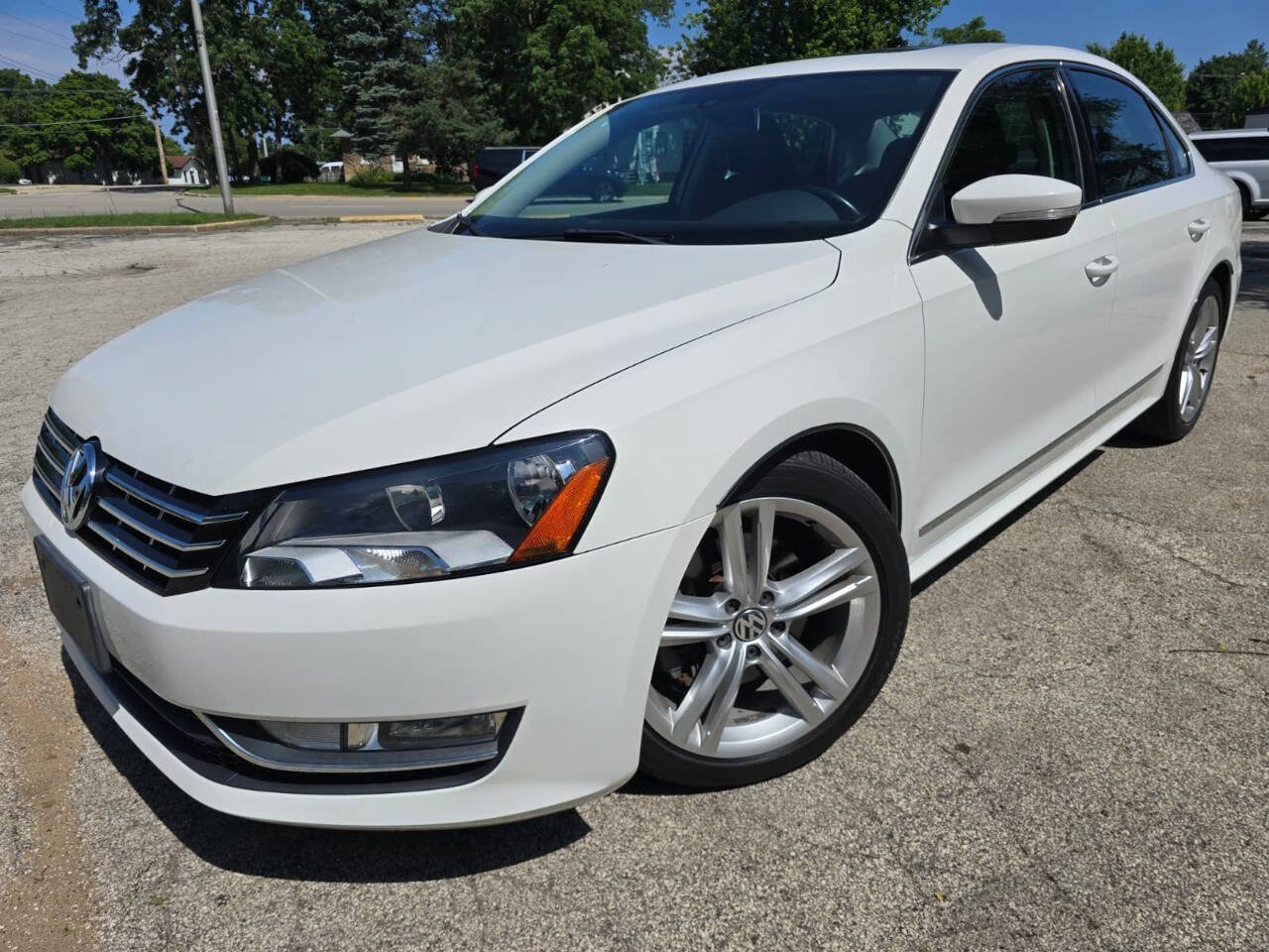 Used 2015 Volkswagen Passat 1.8T SE