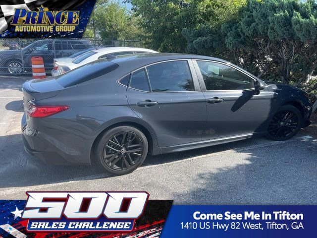 Used 2025 Toyota Camry SE w/ Multimedia Upgrade Package