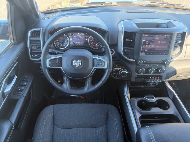 Used 2022 RAM 1500 Big Horn AWD/4WD image 15