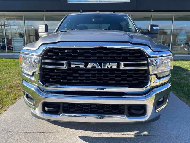 Used 2024 RAM 3500 Big Horn video 3