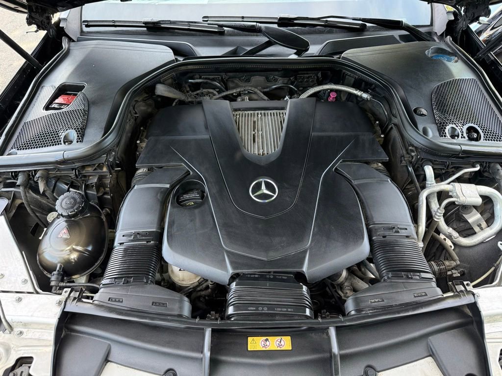 Used 2020 Mercedes-Benz E 450 4MATIC Sedan w/ Parking Assistance Package image 15