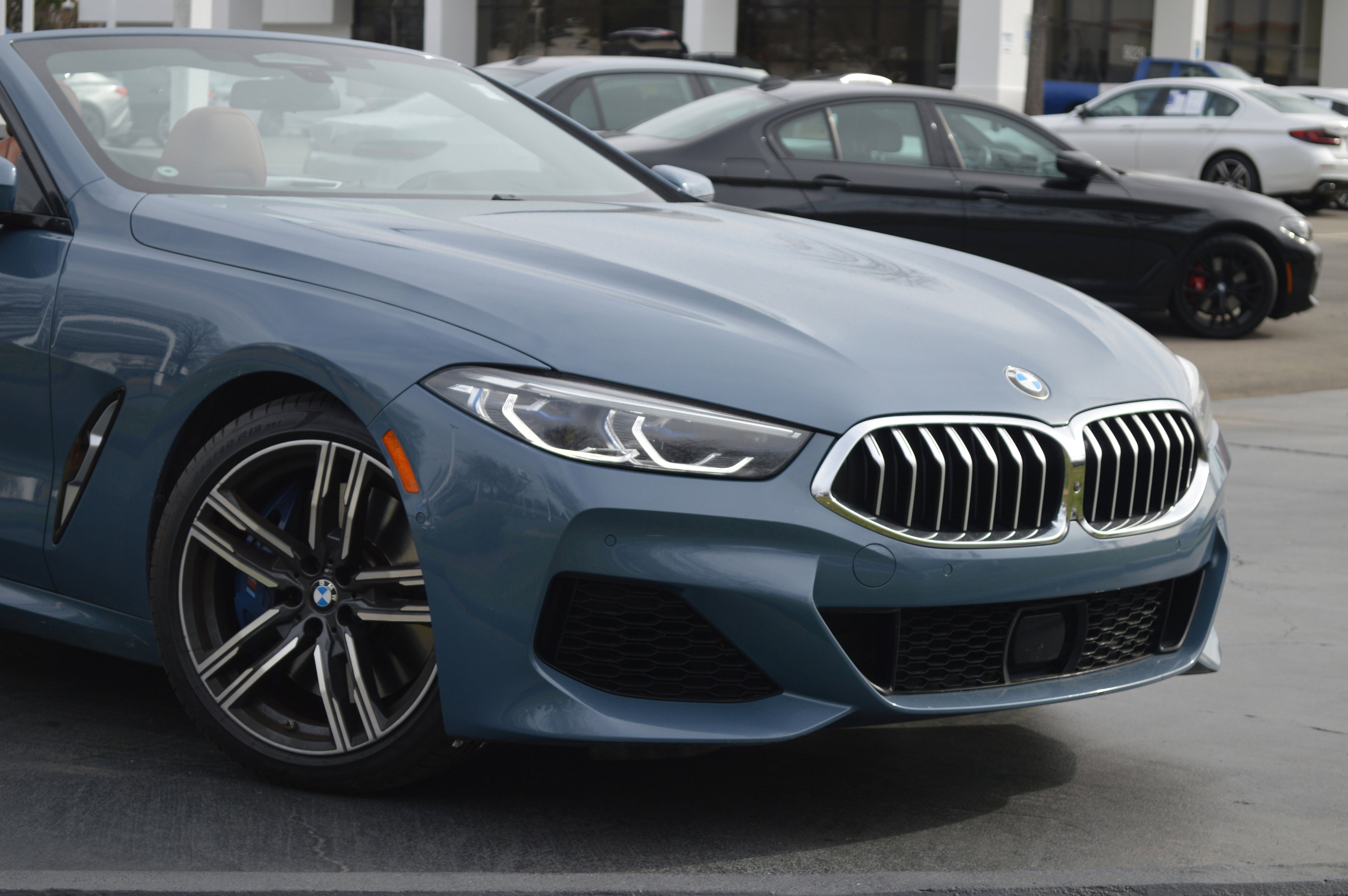 Used 2021 BMW 840i Convertible w/ M Sport Package image 2