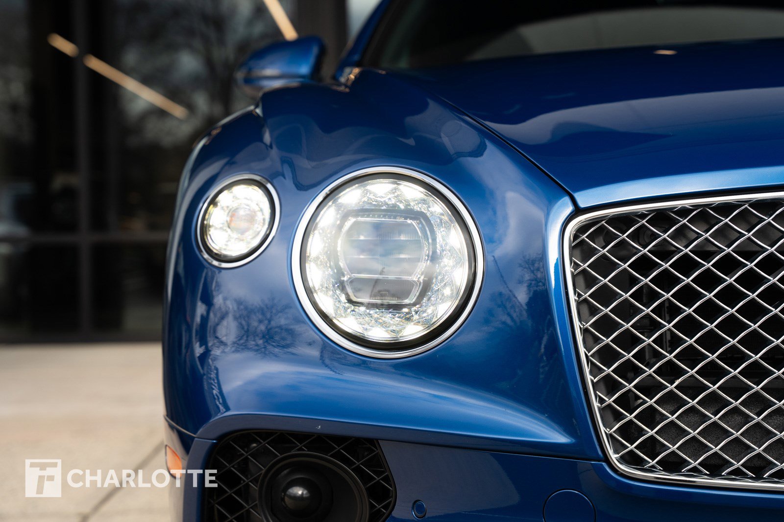 Used 2021 Bentley Continental GT image 4