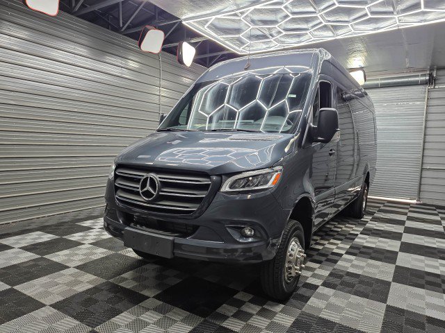 Used 2024 Mercedes-Benz Sprinter 3500 image 38