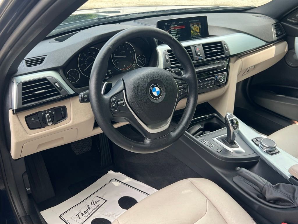 Used 2016 BMW 340i xDrive Sedan AWD/4WD image 11