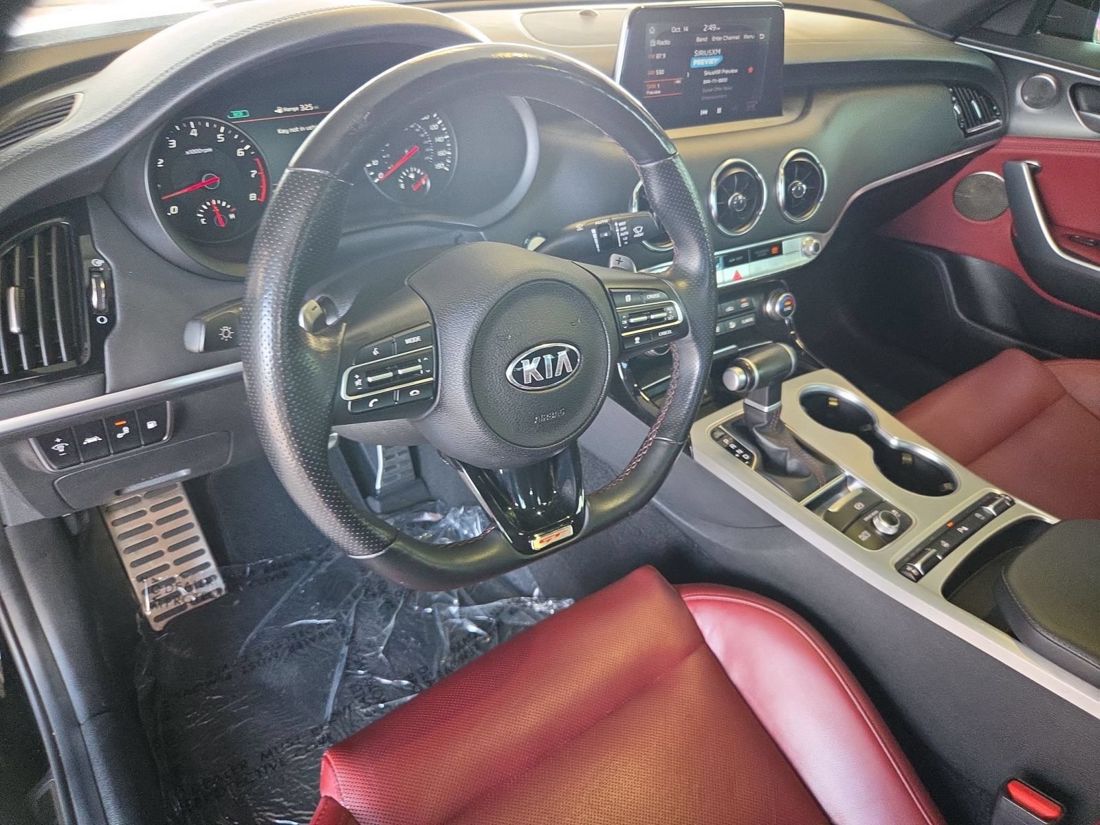 Used 2020 Kia Stinger GT1 AWD/4WD image 11