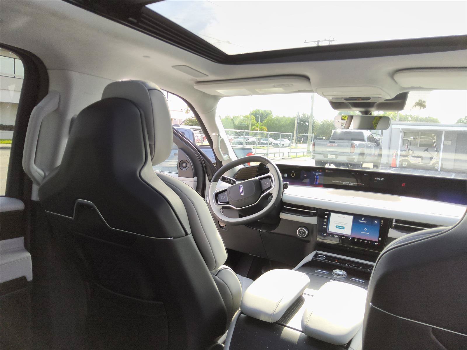 New 2027 Lincoln Navigator Black Label AWD/4WD image 26