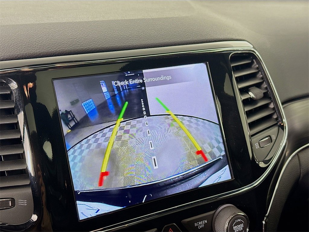 Used 2020 Jeep Grand Cherokee Limited w/ Trailer Tow Group IV image 15