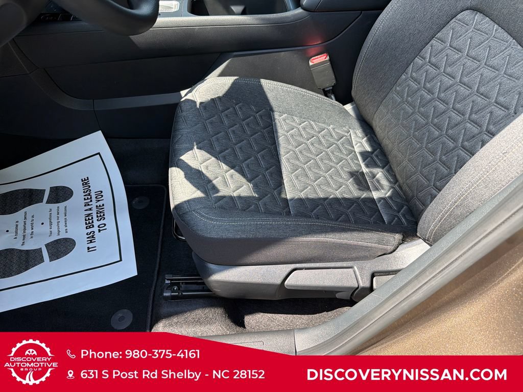 Certified 2026 Nissan Kicks SV w/ Charging Package FWD image 12