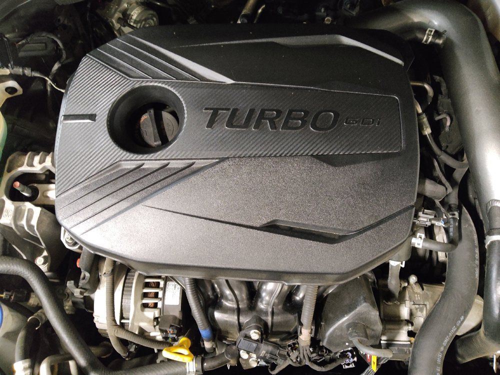 Used 2020 Hyundai Veloster Turbo FWD image 30
