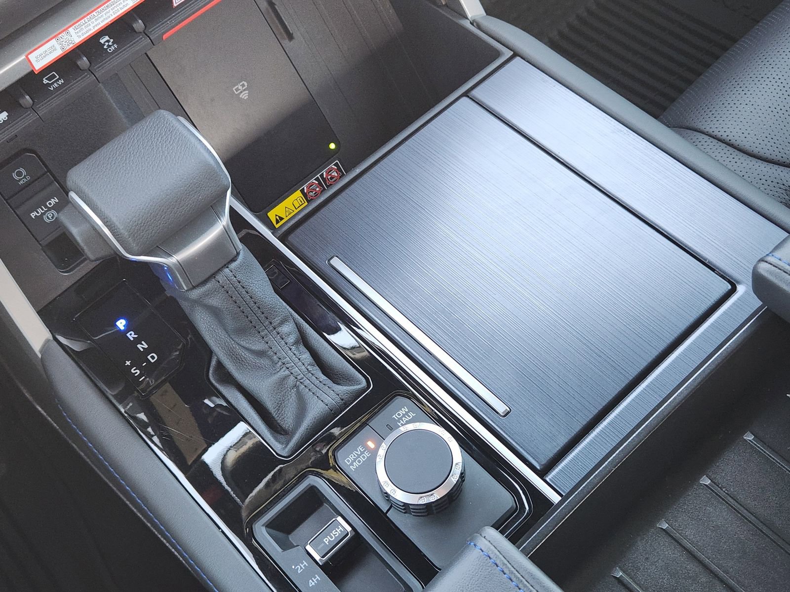 Used 2025 Toyota Tundra Platinum image 23