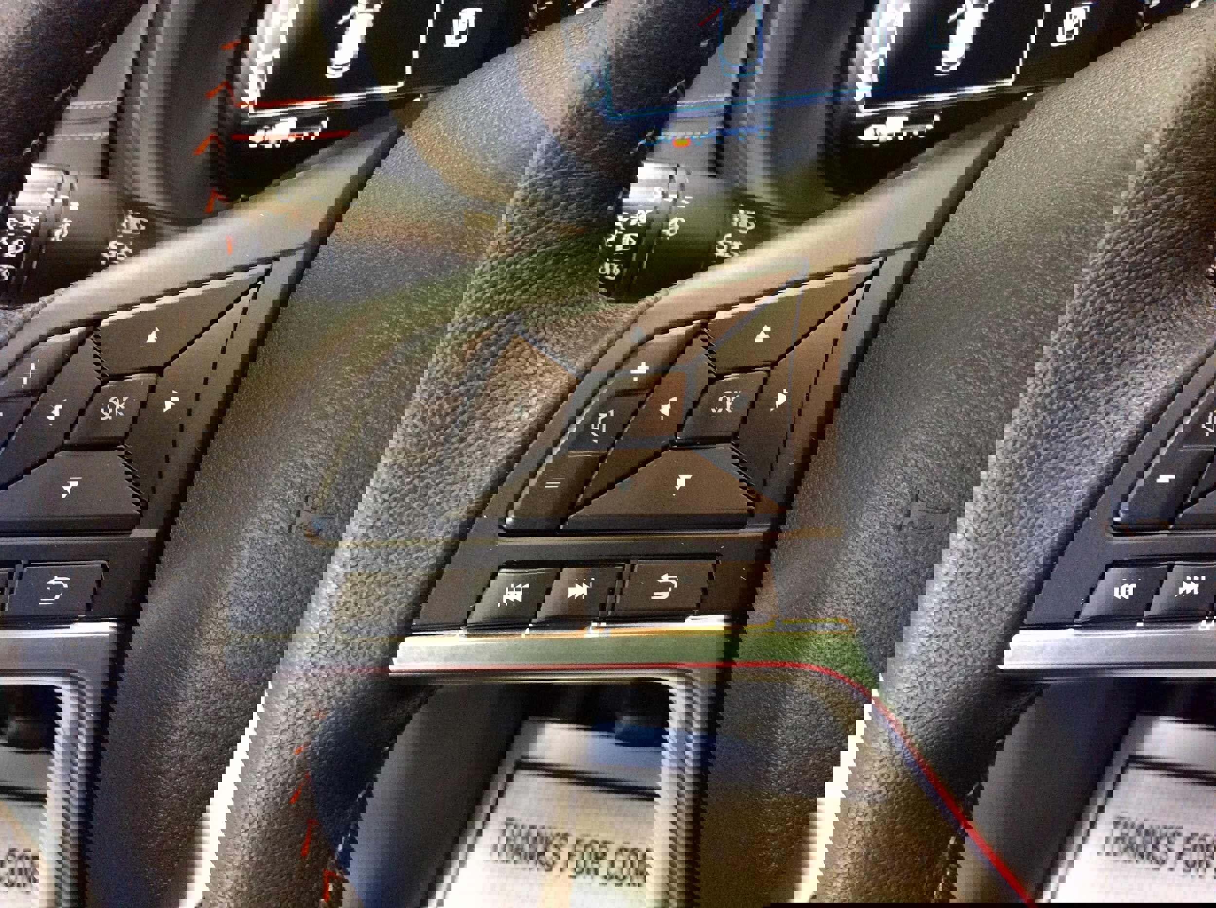 Used 2024 Nissan Kicks SR image 16