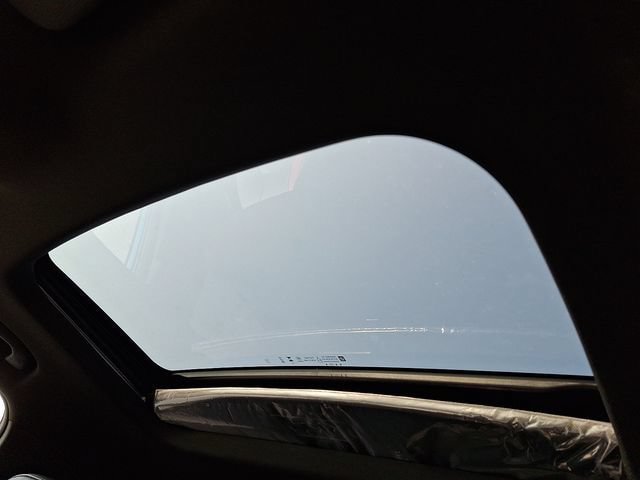 New 2026 Chevrolet Trax RS w/ Sunroof Package FWD image 12