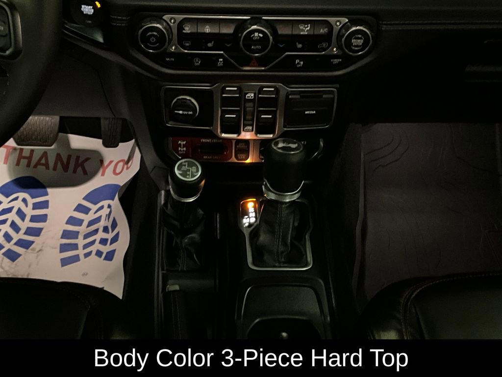 Certified 2025 Jeep Wrangler Unlimited Rubicon image 10