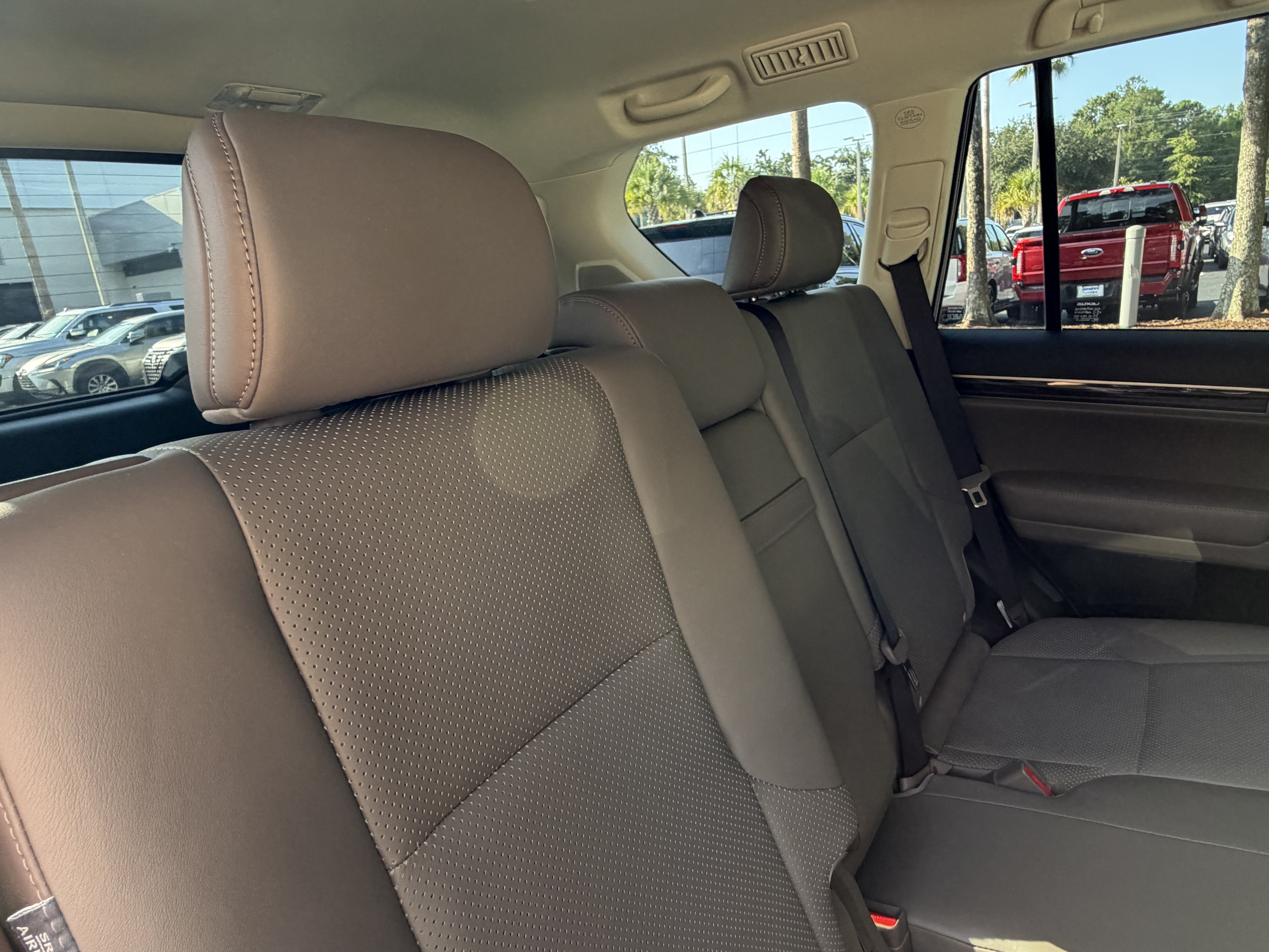 Certified 2023 Lexus GX 460 Luxury w/ Accessory Package AWD/4WD image 41