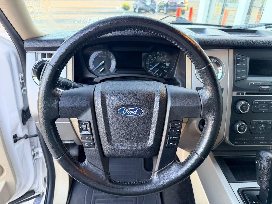 Used 2015 Ford Expedition XLT w/ Equipment Group 201A image 19