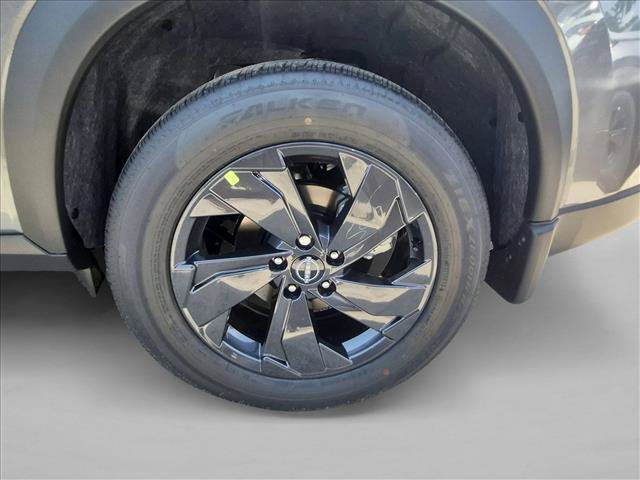 New 2027 Nissan Rogue SV FWD image 9