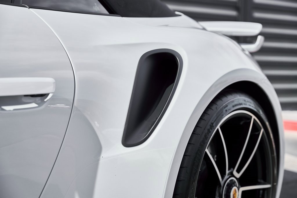 Used 2025 Porsche 911 Turbo S image 9