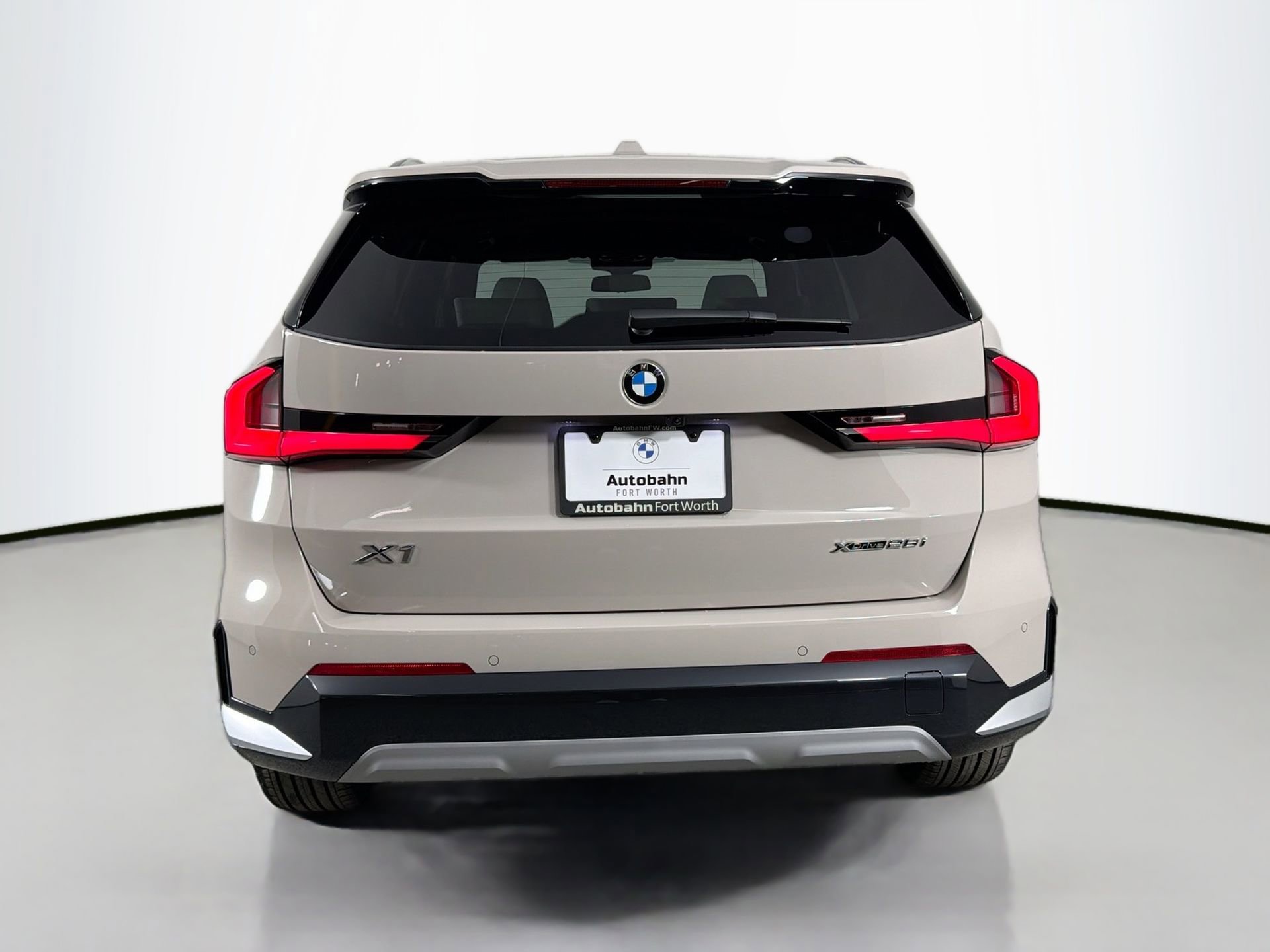 New 2026 BMW X1 xDrive28i w/ Technology Package image 6
