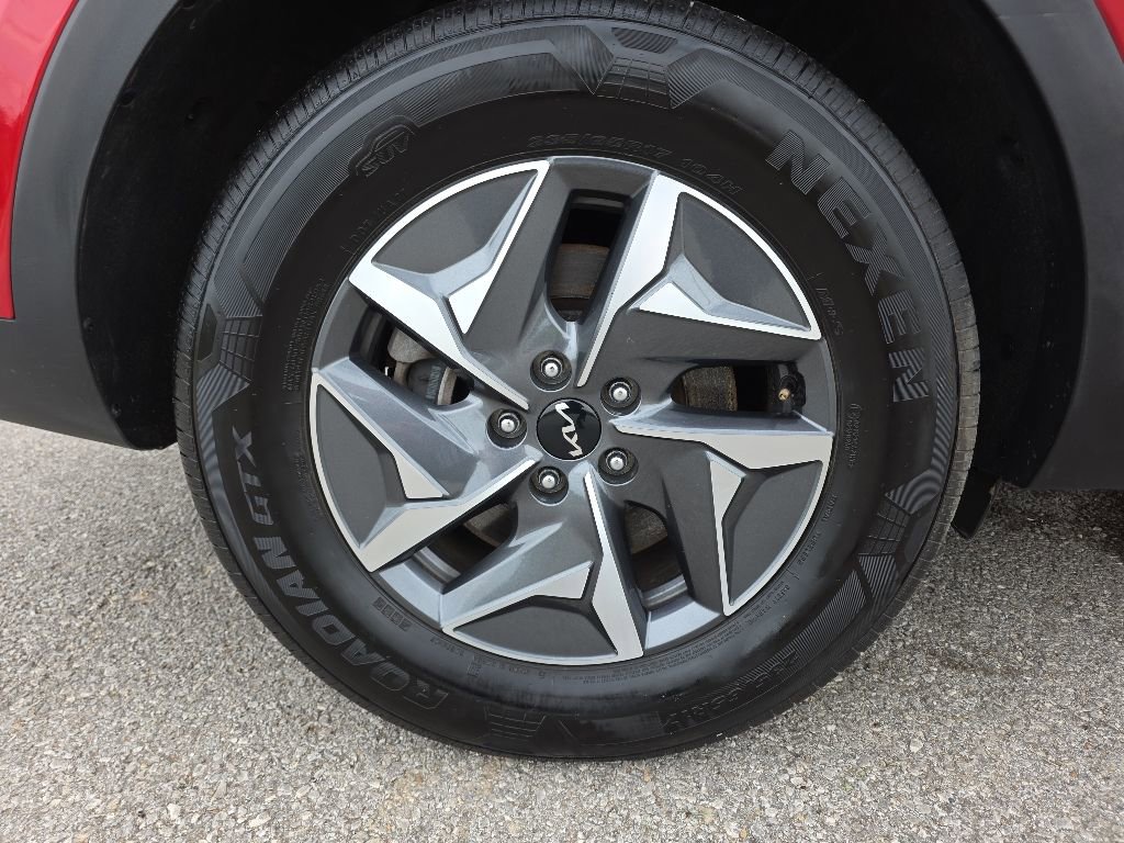 Used 2022 Kia Sorento EX FWD image 29