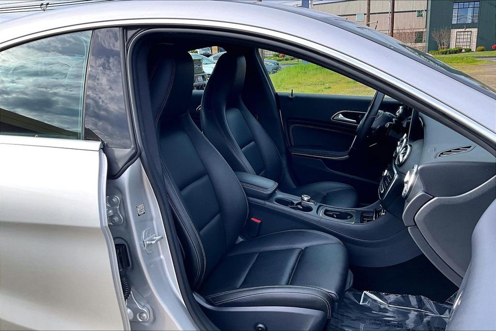 Used 2017 Mercedes-Benz CLA 250 4MATIC image 10