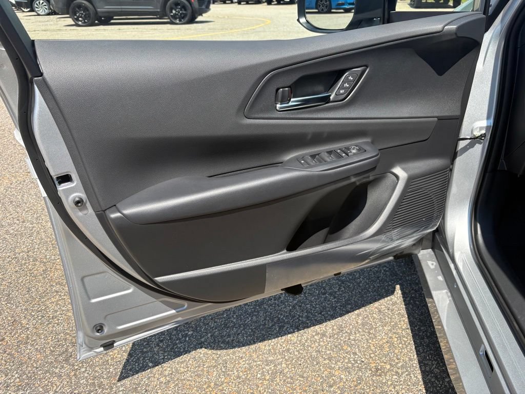 New 2026 Toyota Prius Plug-In Hybrid FWD image 27