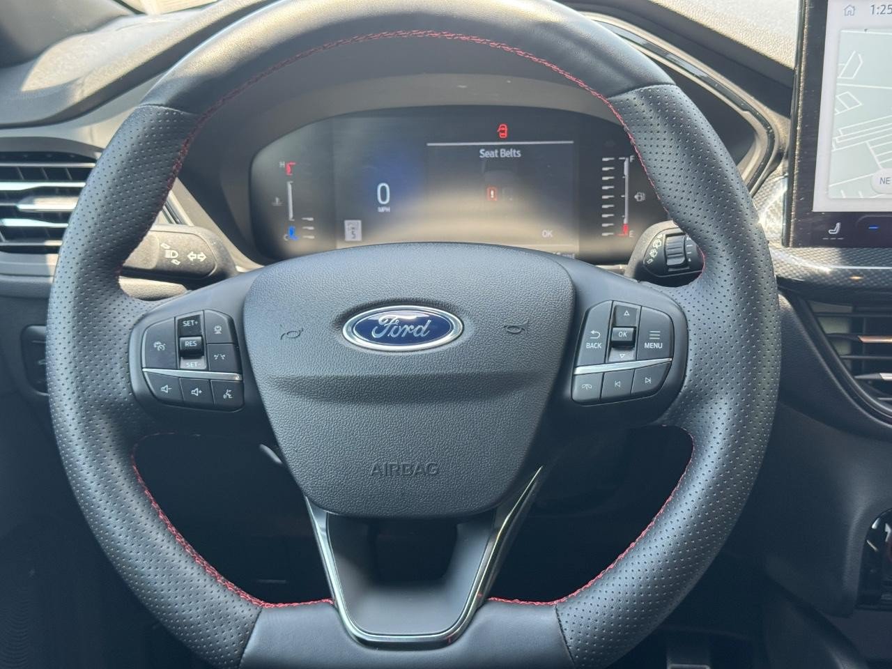 Used 2024 Ford Escape ST-Line w/ Tech Pack #1 AWD/4WD image 13