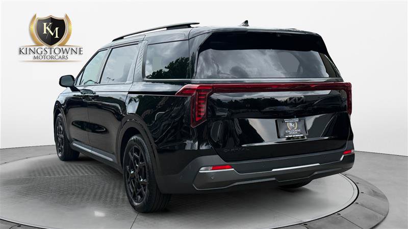 Used 2025 Kia Carnival SX Prestige FWD image 3