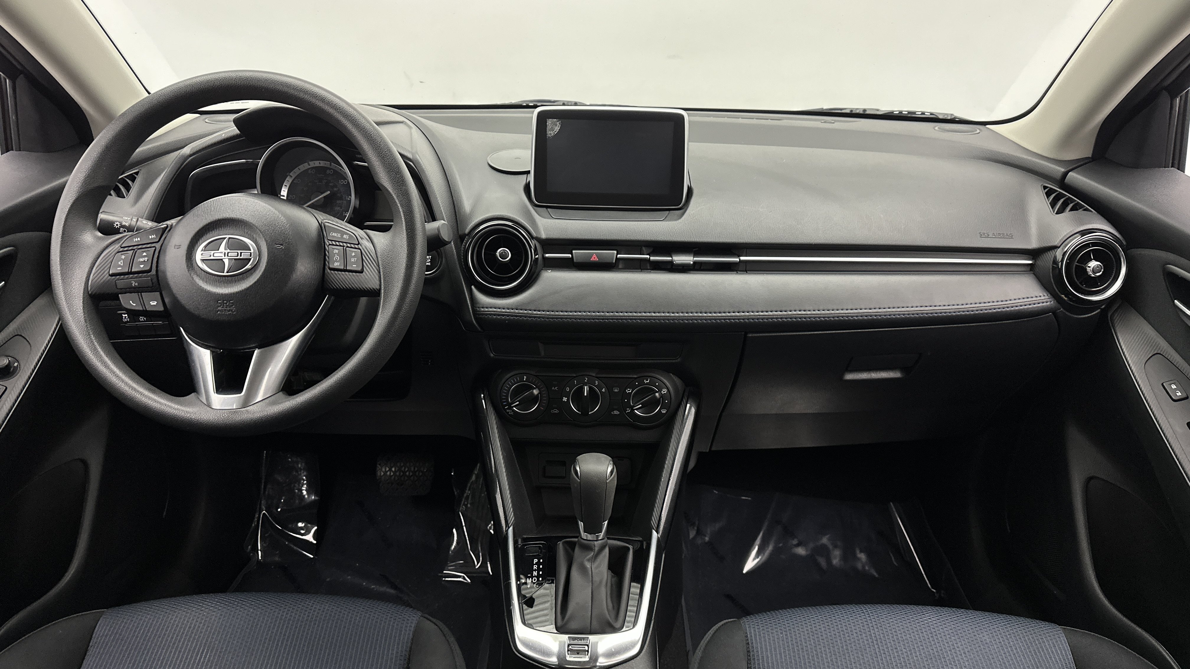 Used 2016 Scion iA FWD image 30