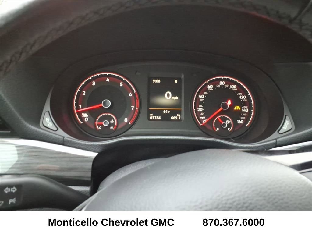 Used 2020 Volkswagen Passat 2.0T R-Line image 33