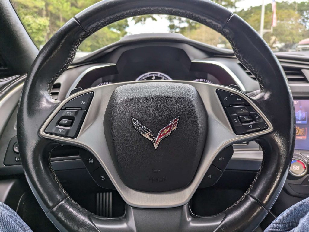 Used 2018 Chevrolet Corvette Stingray Coupe w/ 1LT RWD image 22