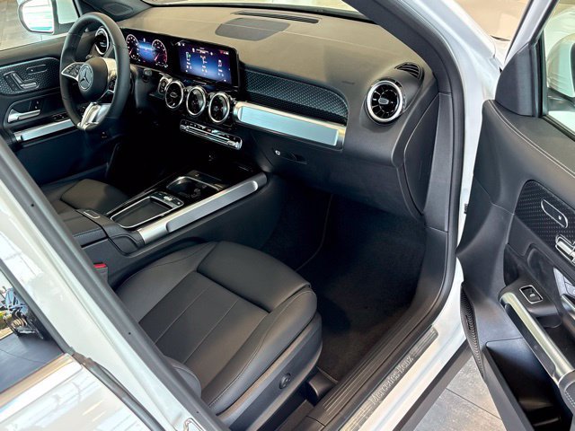 New 2026 Mercedes-Benz GLB 250 4MATIC image 13