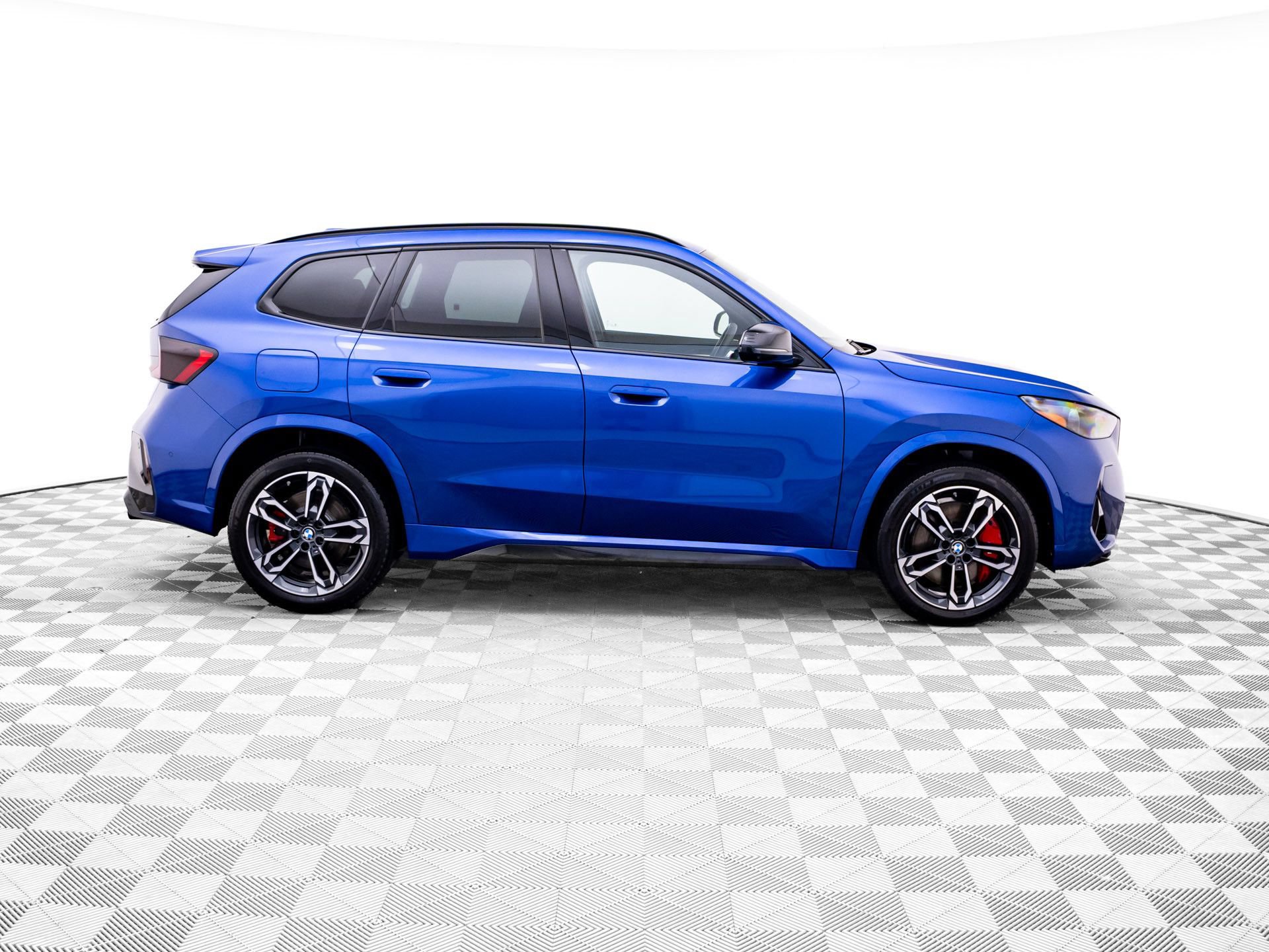 Certified 2026 BMW X1 M35i w/ Technology Package AWD/4WD image 6