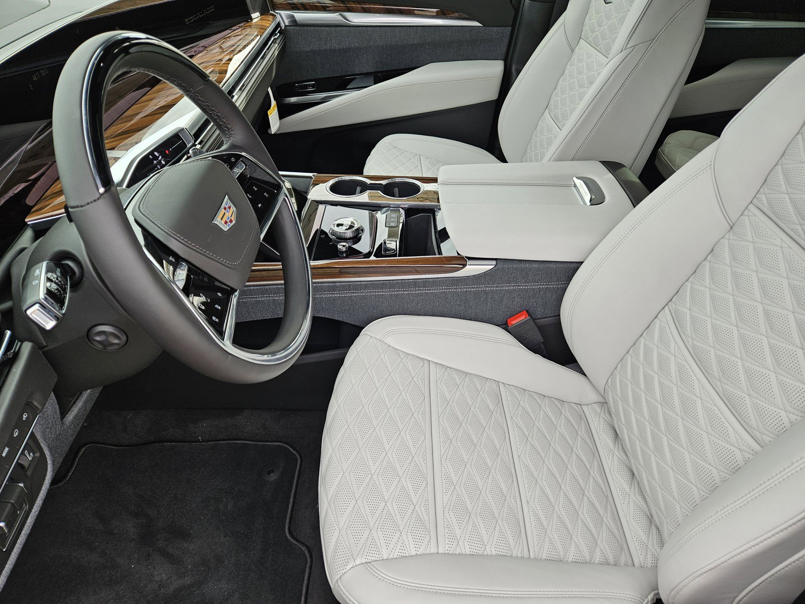 New 2026 Cadillac Escalade Platinum Sport AWD/4WD image 8